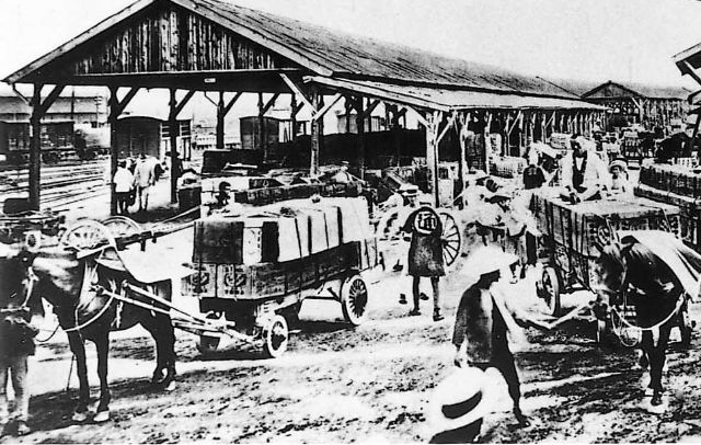 谷川運送店の外観