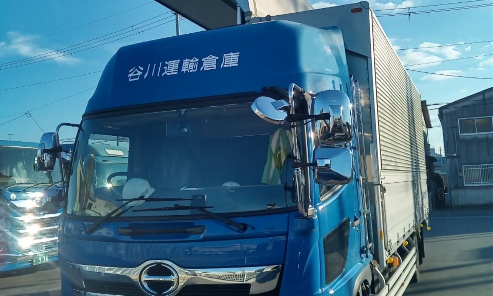 7トンウィングサブ画像